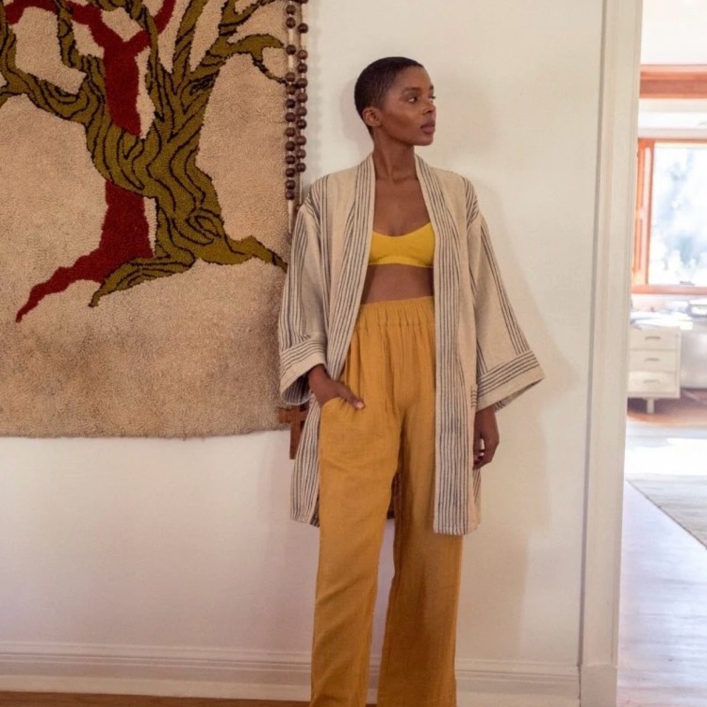 Oddbird Fener linen Kisa cut robe.
